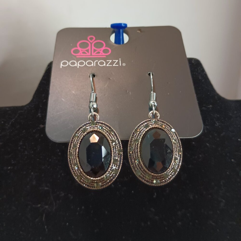 New Paparazzi earrings Silver Black